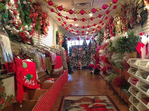 Decorator's warehouse photos - Decorators Warehouse – Texas’ Largest Christmas Store We hope to see you soon! Decorator’s Warehouse 3708 West Pioneer Pkwy Arlington, TX 76013 817-460 …